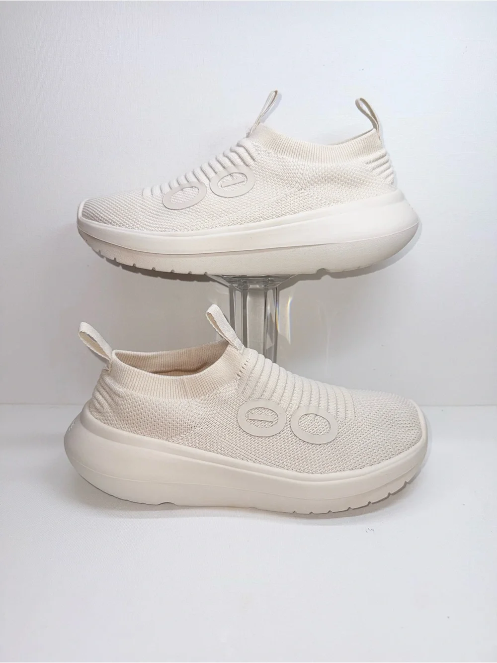 OFOOS OOMY ZEN 🧘‍♂️ -On Knit Sneakers in Cream